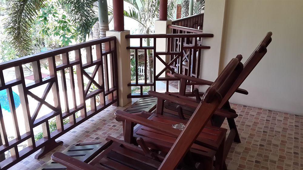 Rattana Guesthouse & Bungalow Ko Samui Exterior foto