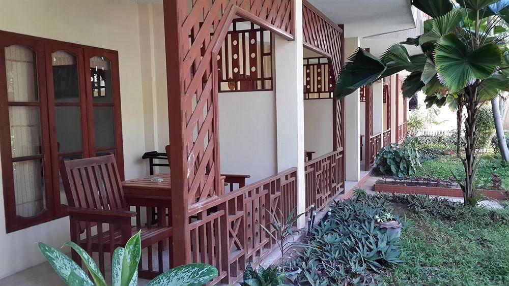 Rattana Guesthouse & Bungalow Ko Samui Exterior foto