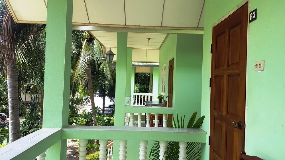 Rattana Guesthouse & Bungalow Ko Samui Exterior foto