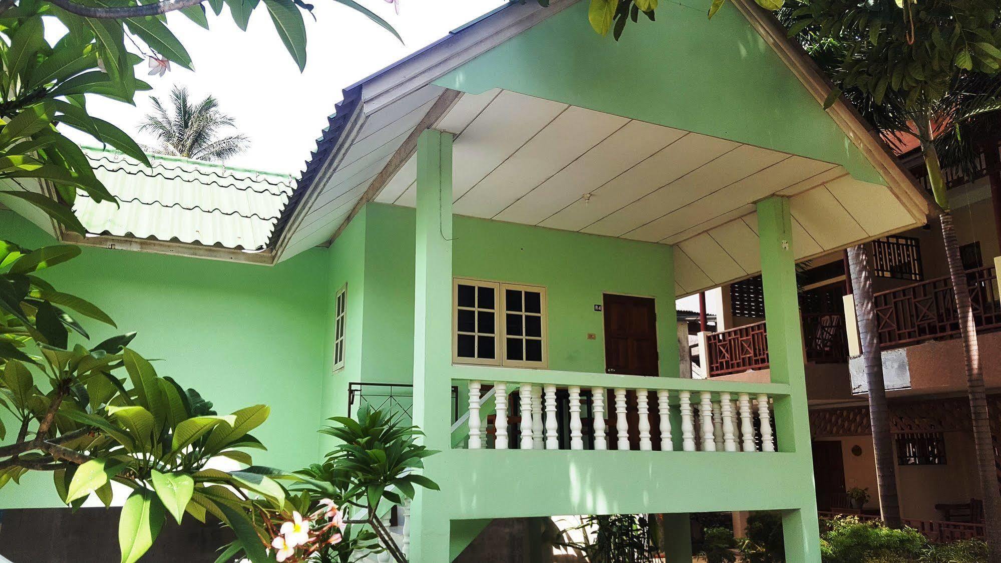 Rattana Guesthouse & Bungalow Ko Samui Exterior foto